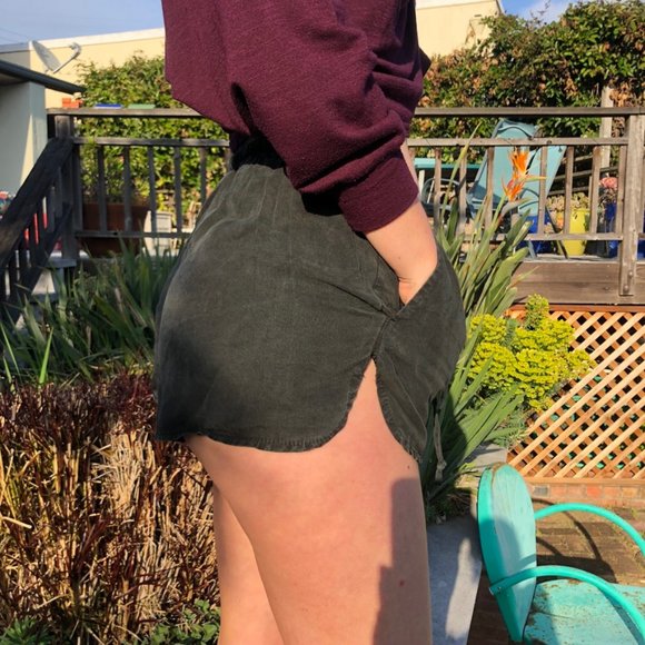 Brandy Melville Pants - Brandy Melville Black Flowy Shorts